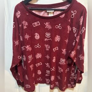 Harry Potter Hogwarts Sleep Top 2X Burgundy Wizarding World